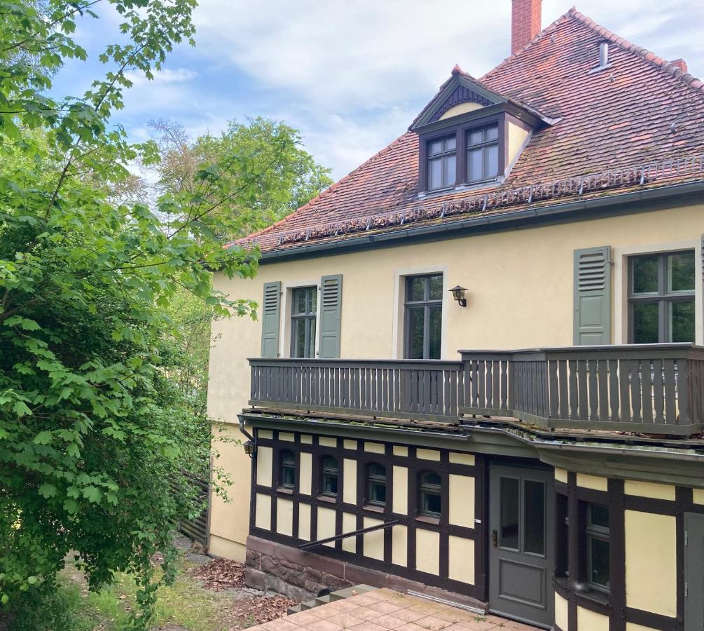 Jagdschloss Hummelshain B&B Exterior photo